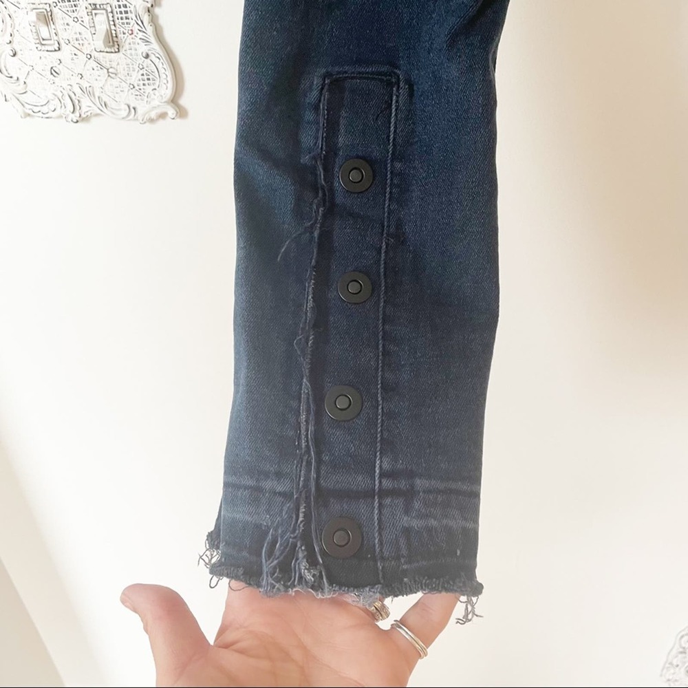 DL1961 Mara Raw Edge Button Hem Straight Ankle Jean 25 Dark Blue Wash - Picture 5 of 7